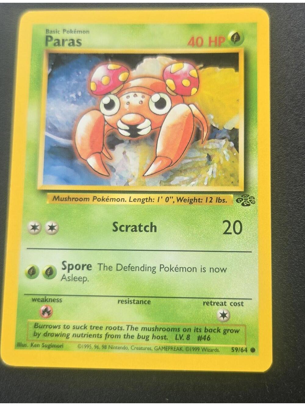 Pokemon Paras Card 40 HP Basic Mushroom Pokemon